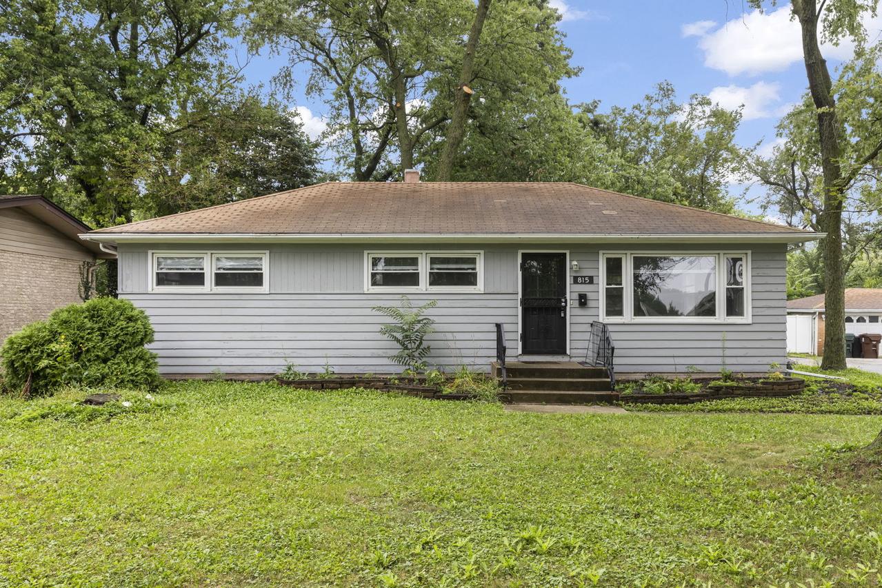 815 W 187th St., Glenwood, IL 60425