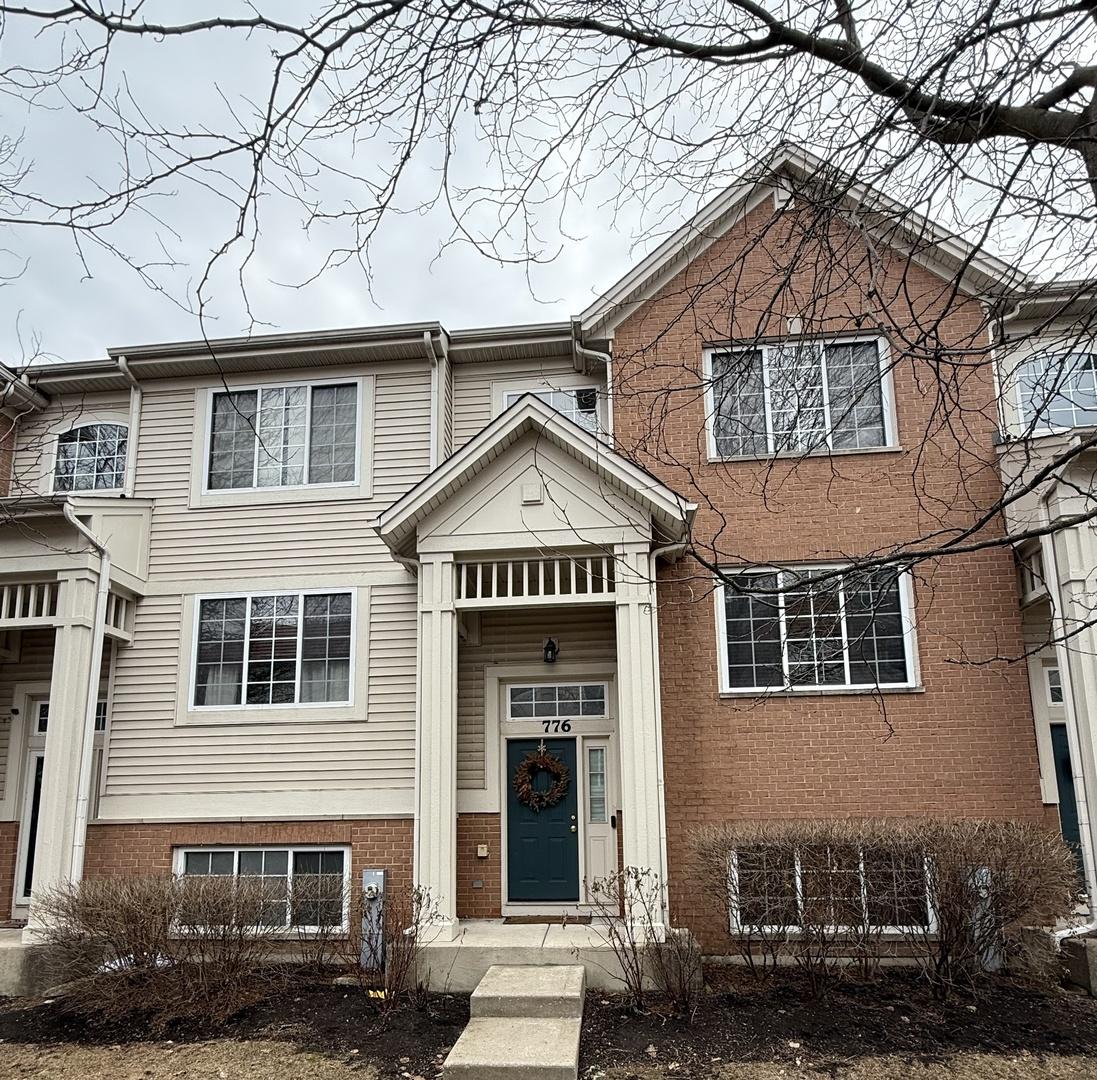 776 Hanbury Dr., Des Plaines, IL 60016