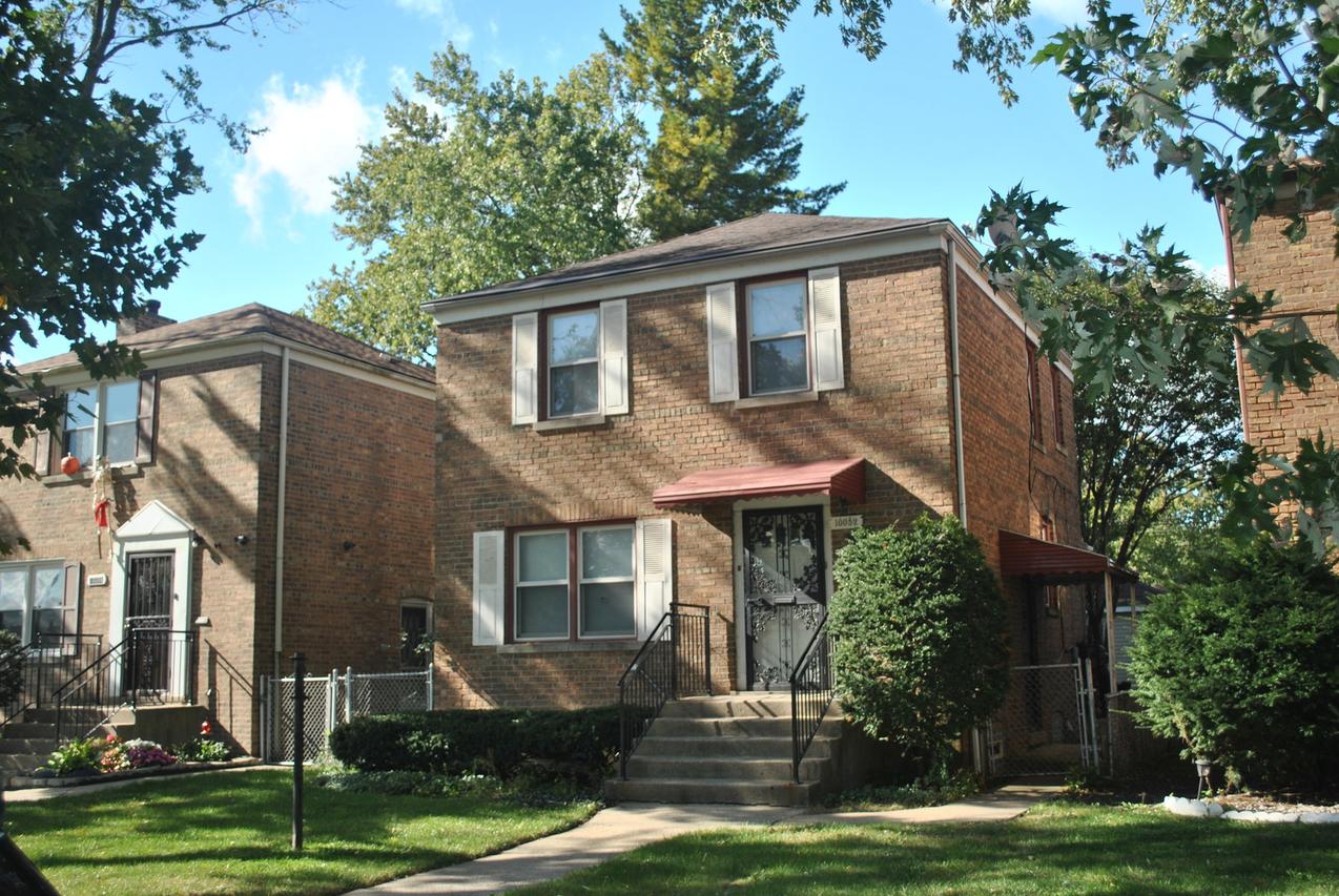 10052 S Green St., Chicago, IL 60643