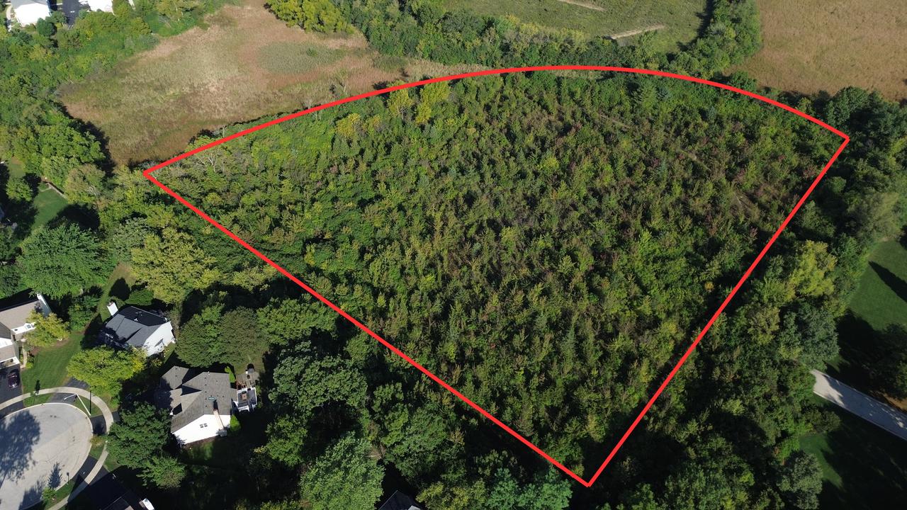 Manchester Rd., Lake Zurich, IL 60047