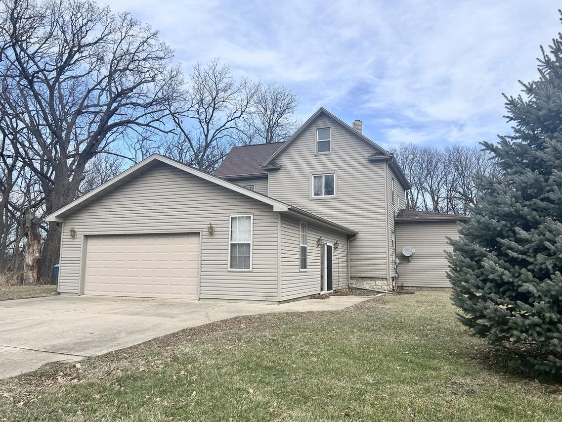 230 E Porter St., Oglesby, IL 61348