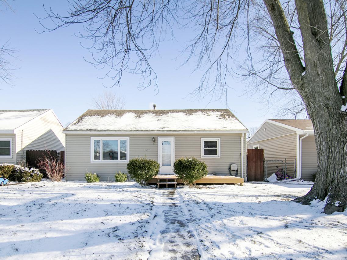 166 N Randolph Ave., Bradley, IL 60915