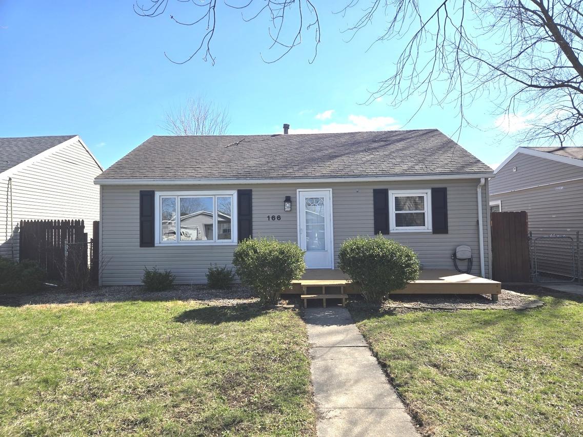 166 N Randolph Ave., Bradley, IL 60915