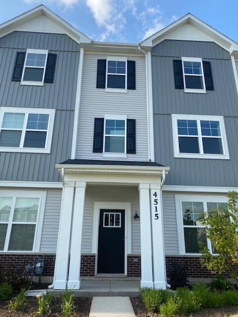 4515 Chelsea Manor Cir., Aurora, IL 60504