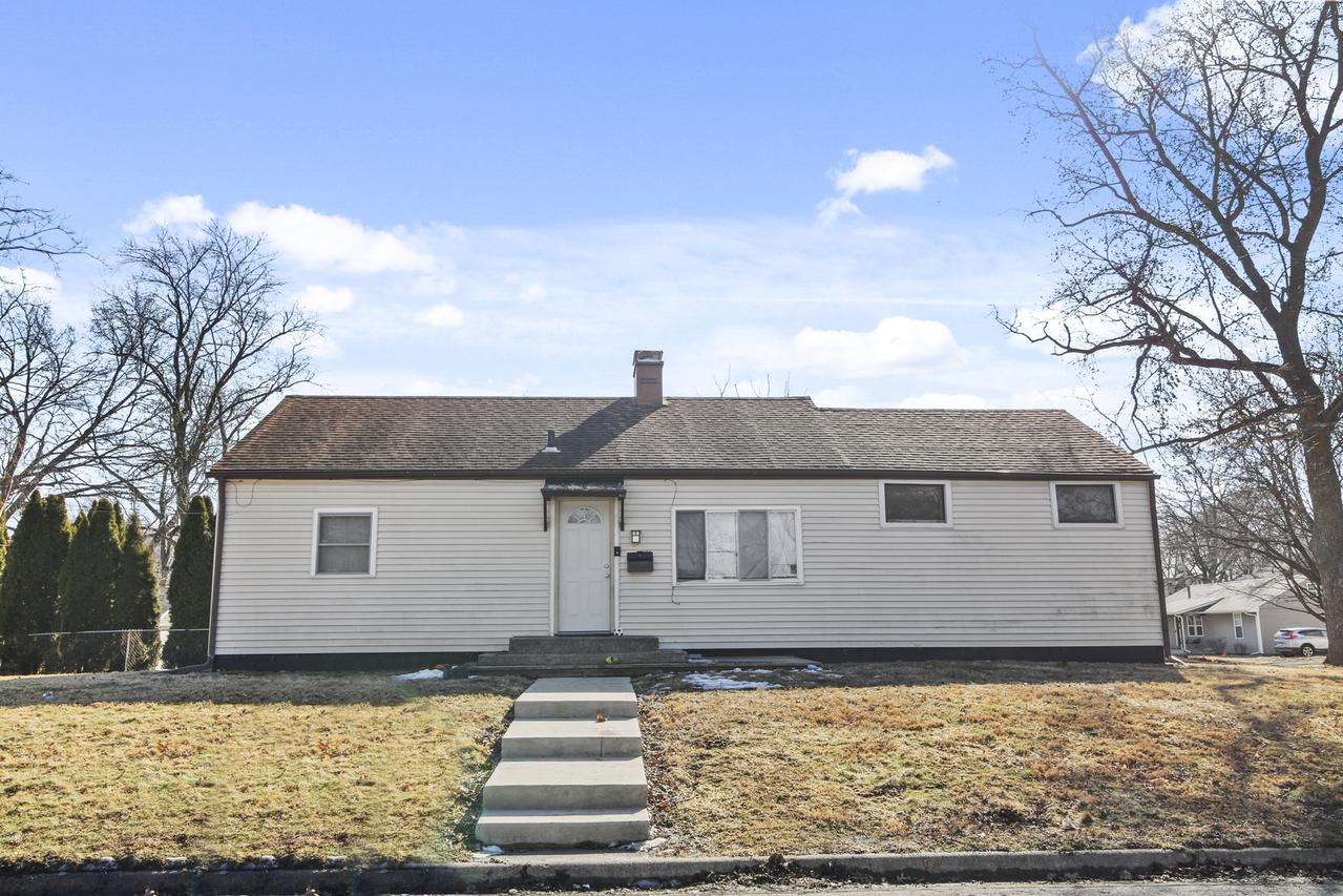 [Address Hidden by Seller], Champaign, IL 61821