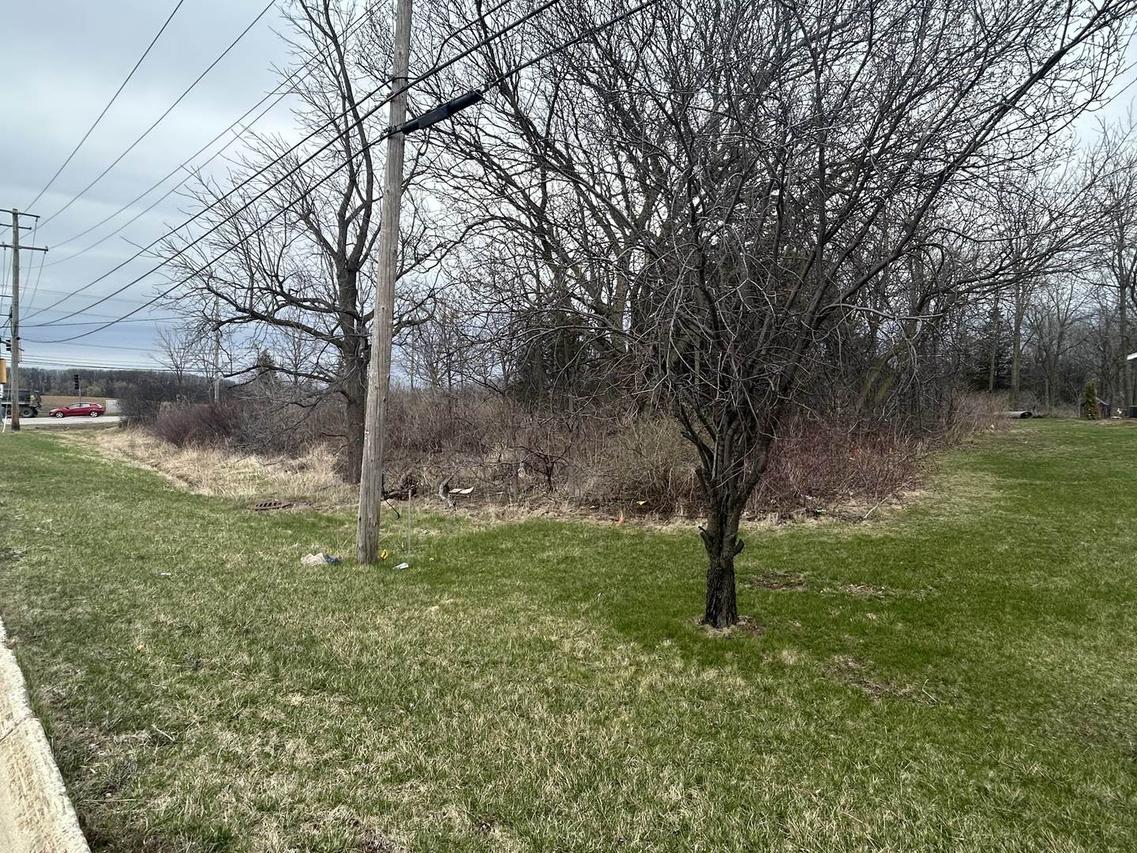 31101 N Fairfield Rd., Grayslake, IL 60030