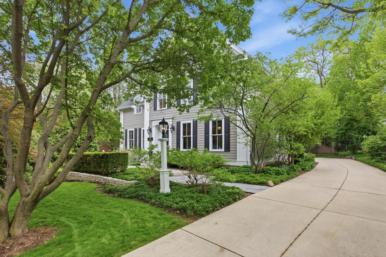 146 Franklin St., Geneva, IL 60134