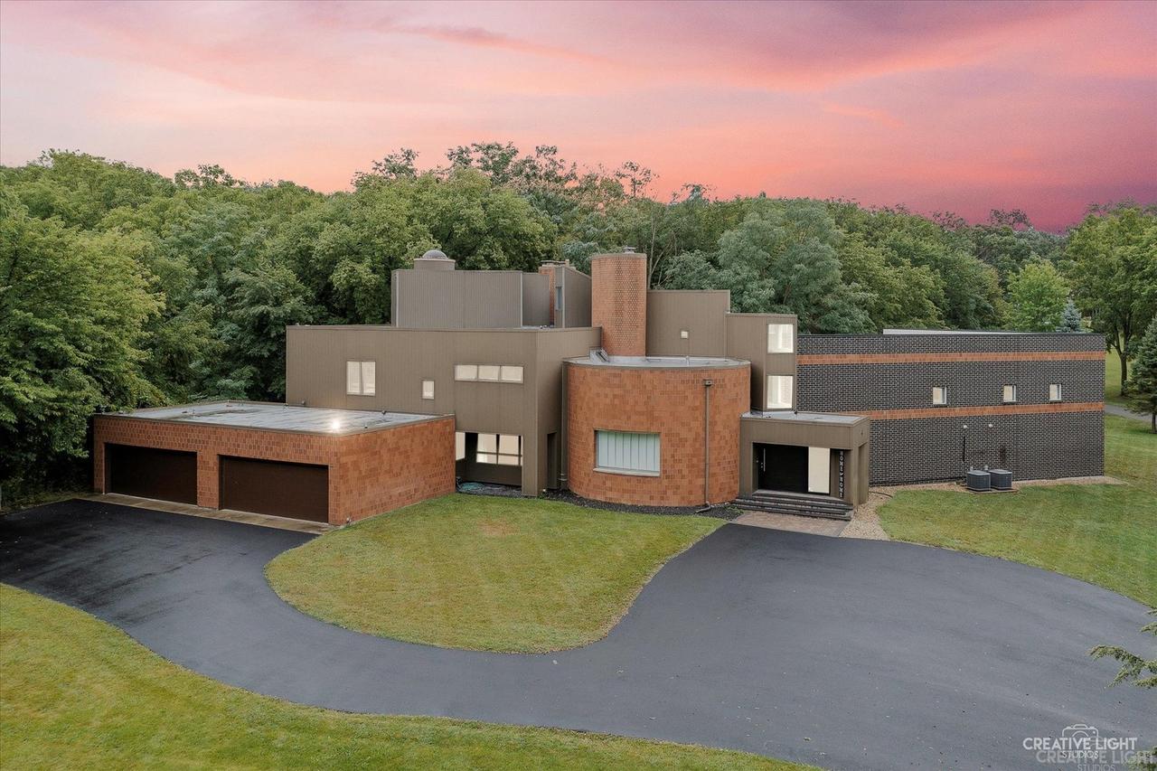 4 Eden Ln., Joliet, IL 60431