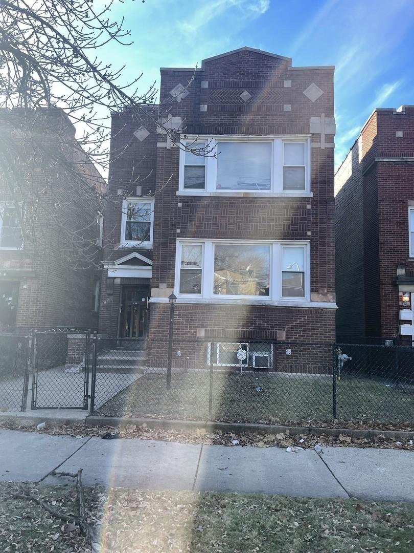 7824 S Ridgeland Ave., Chicago, IL 60649