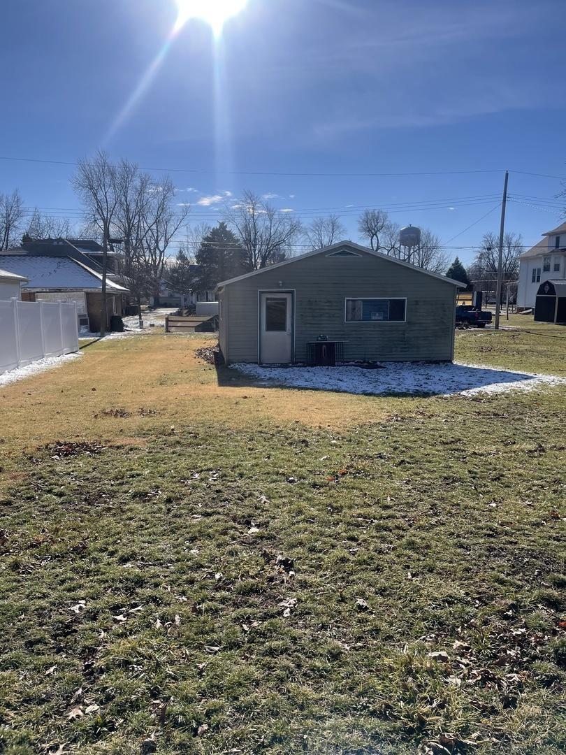 407 E Cherry St., Chatsworth, IL 60921