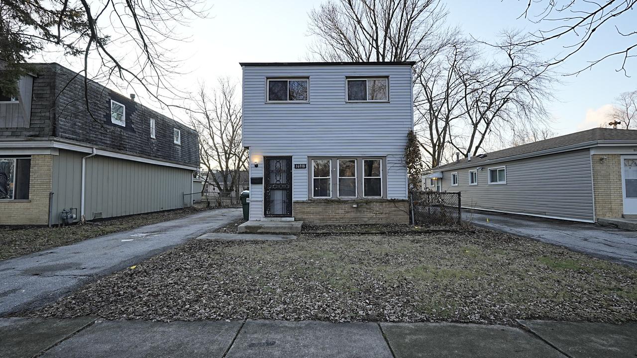 16918 S Orchard Ridge Ave., Hazel Crest, IL 60429