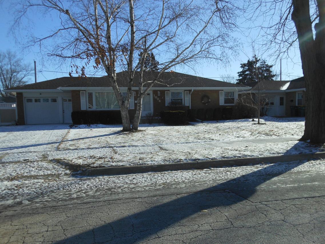 1004 Westminster Rd., Joliet, IL 60435