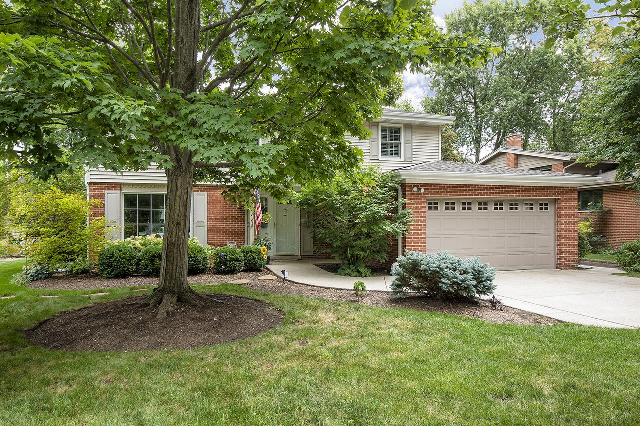 1211 Norman Ln., Deerfield, IL 60015