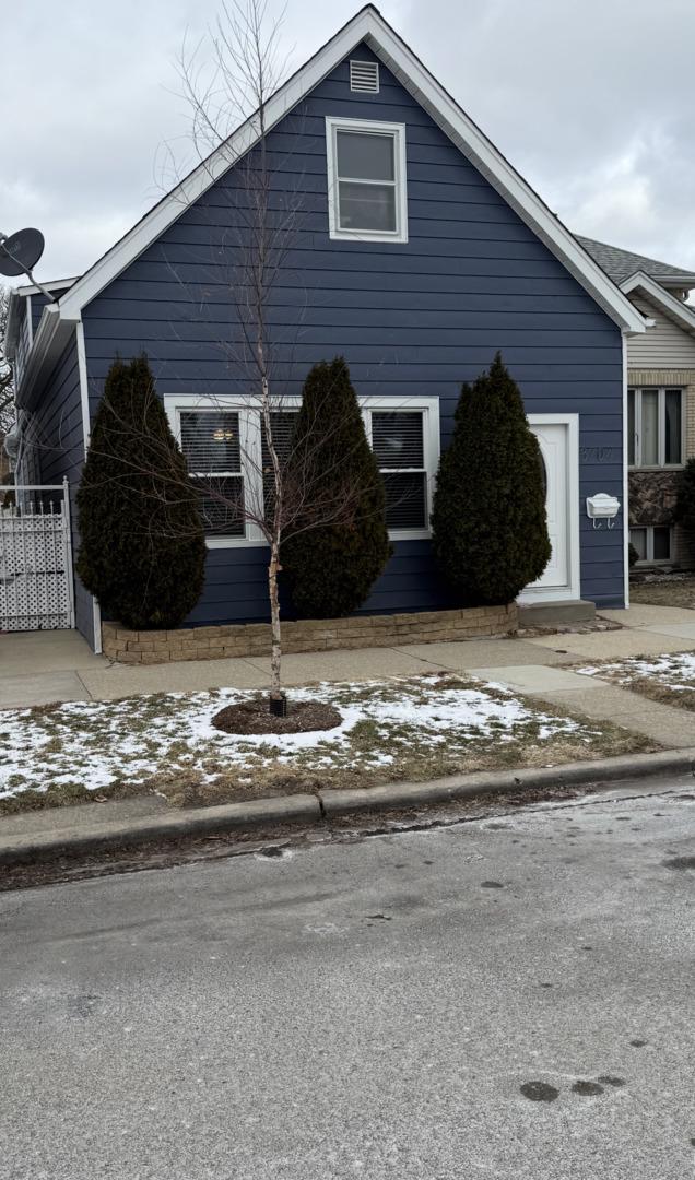 3704 W 58th St., Chicago, IL 60629