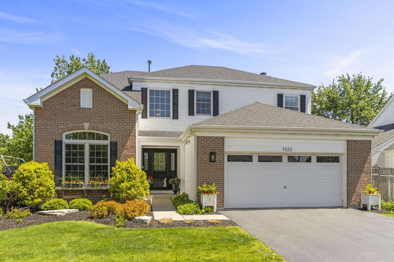 1523 Schumacher Dr., Bolingbrook, IL 60490