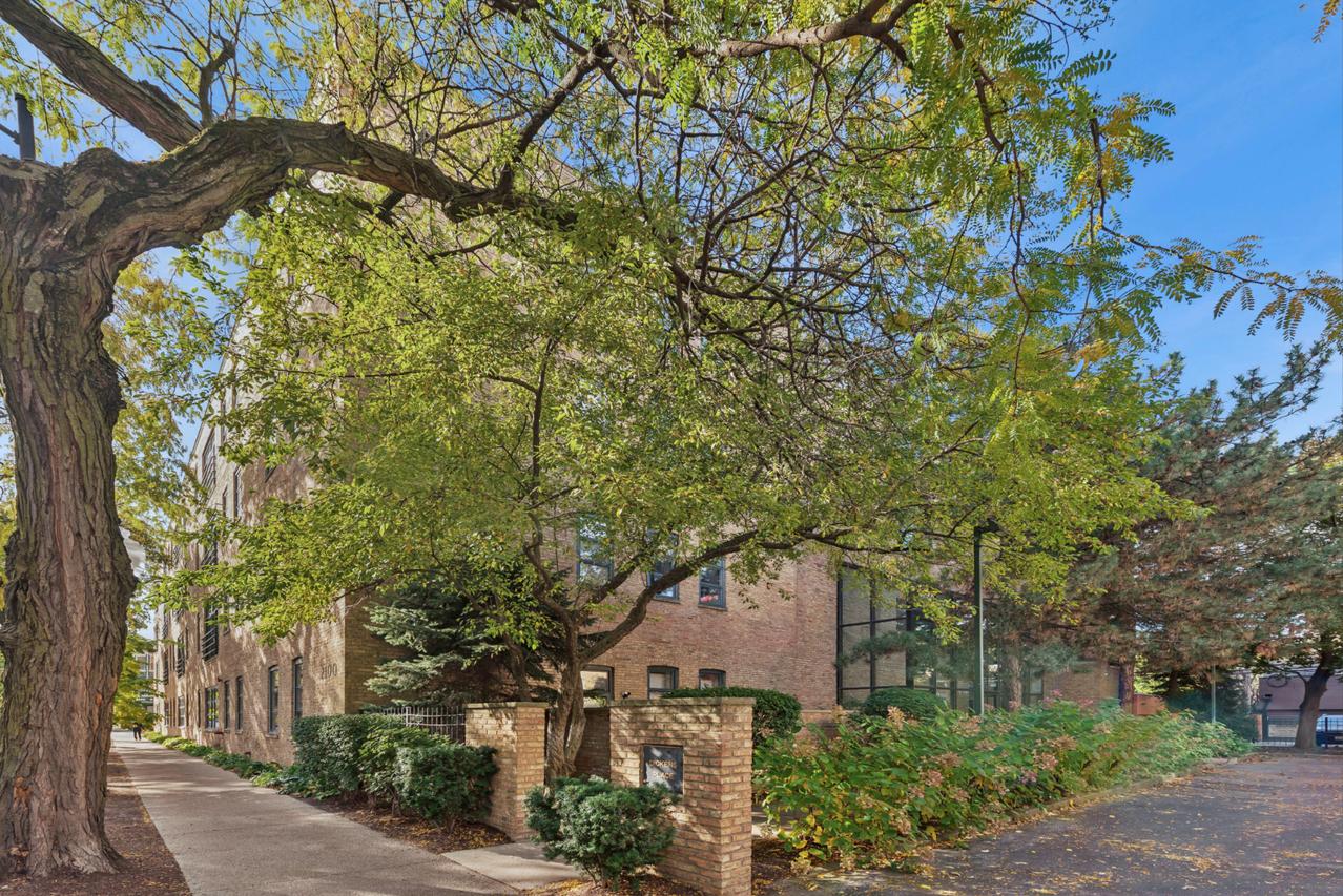 [Address Hidden by Seller], Chicago, IL 60614