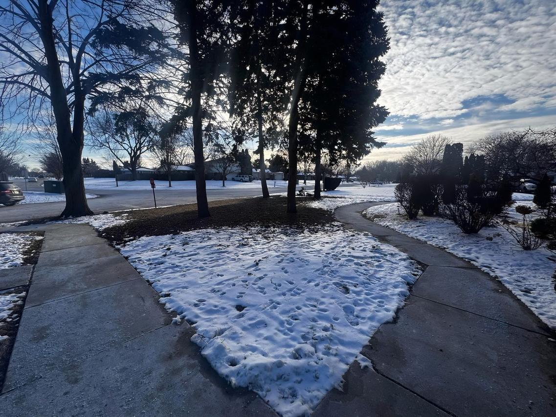 2300 Old Tavern Rd. #205, Lisle, IL 60532