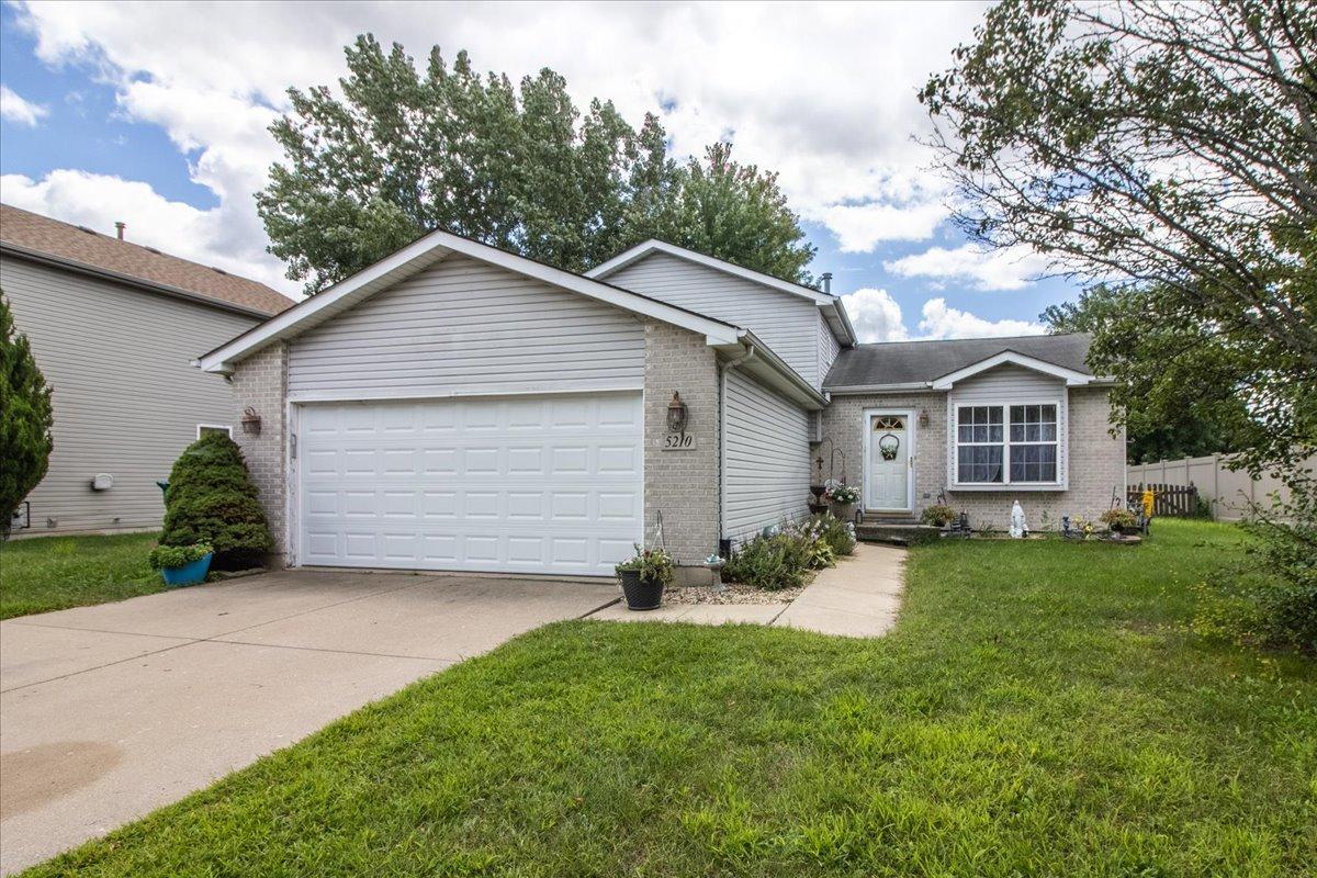 5210 Pine Trails Cir., Plainfield, IL 60586