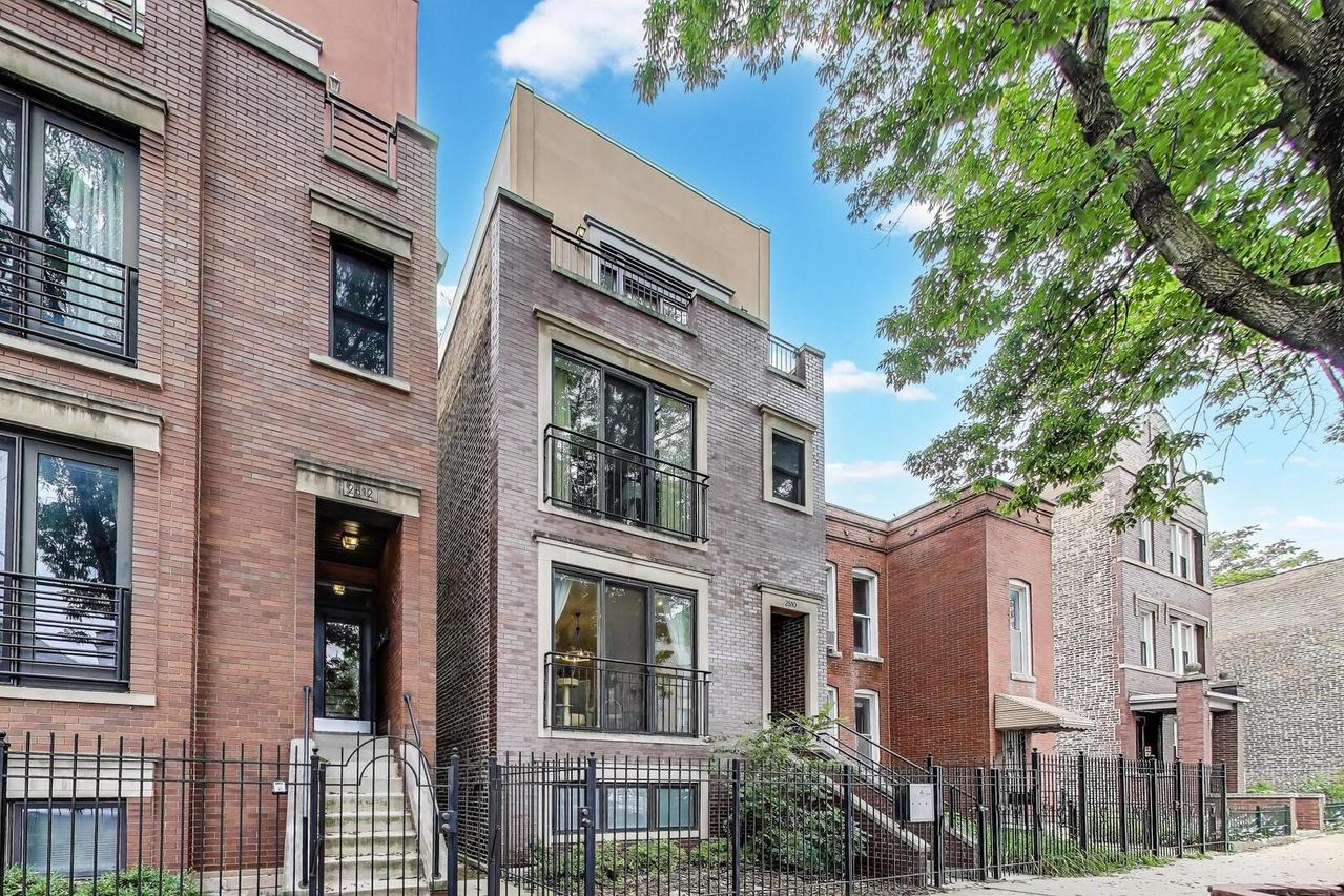 2510 W Iowa St. #1, Chicago, IL 60622