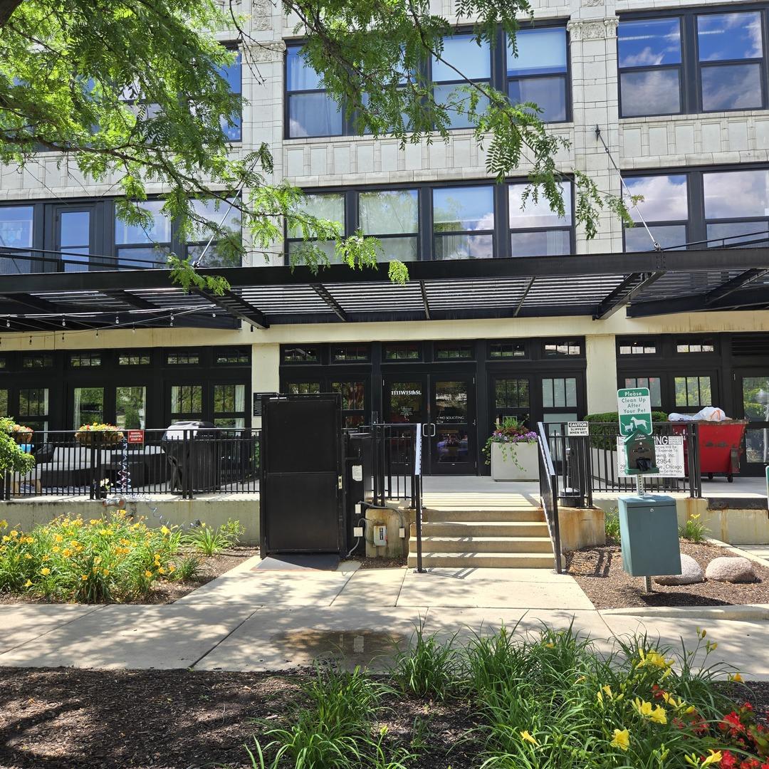 1111 W 15th St. #228, Chicago, IL 60608