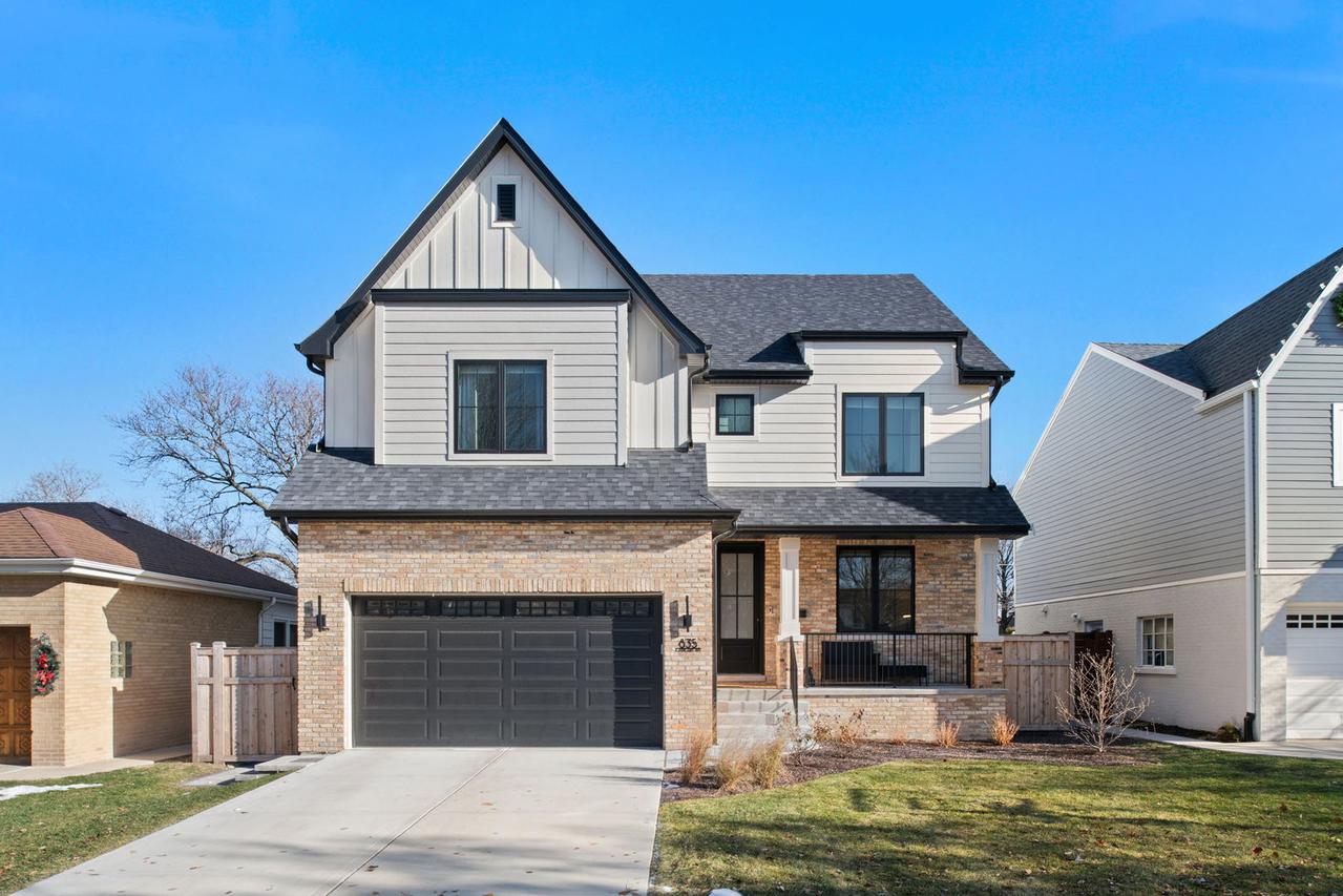 835 S Ashland Ave., La Grange, IL 60525