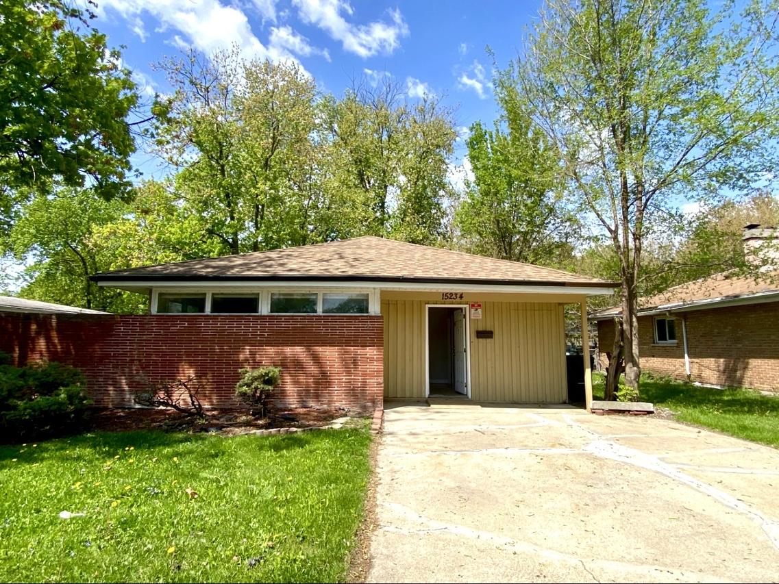 15234 Meadow Ln., Dolton, IL 60419