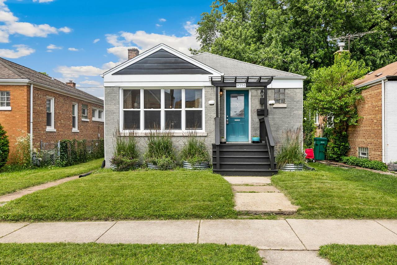9356 S Richmond Ave., Evergreen Park, IL 60805