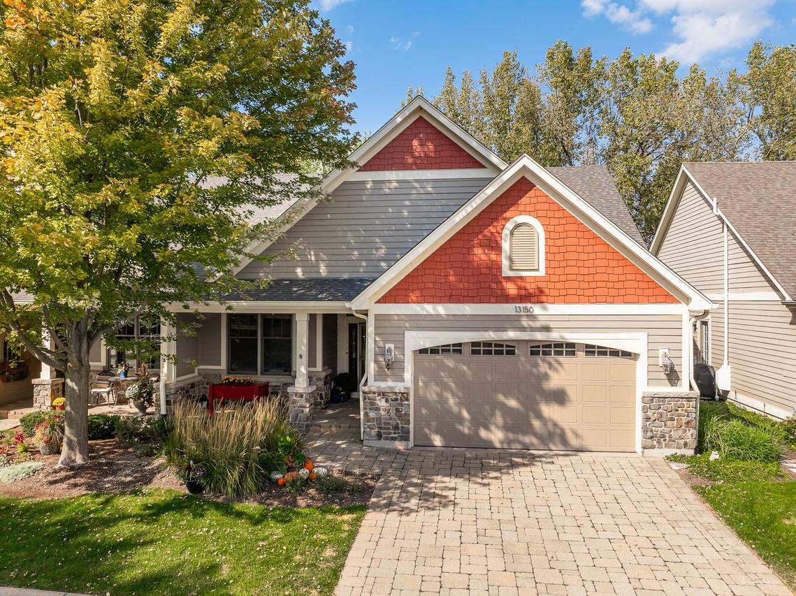 13150 S Lake Mary Dr., Plainfield, IL 60585
