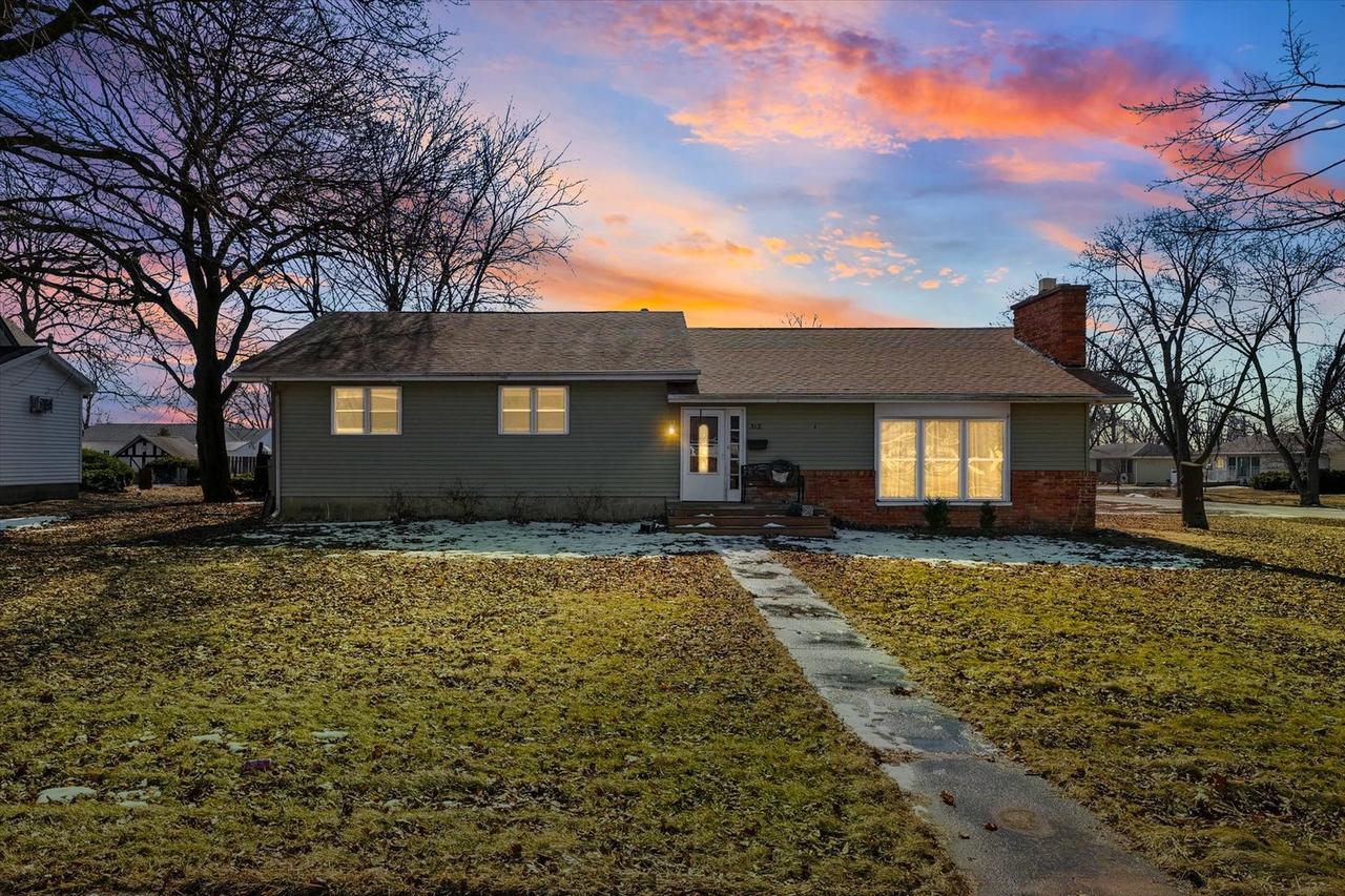 312 Prospect Ave., Paxton, IL 60957