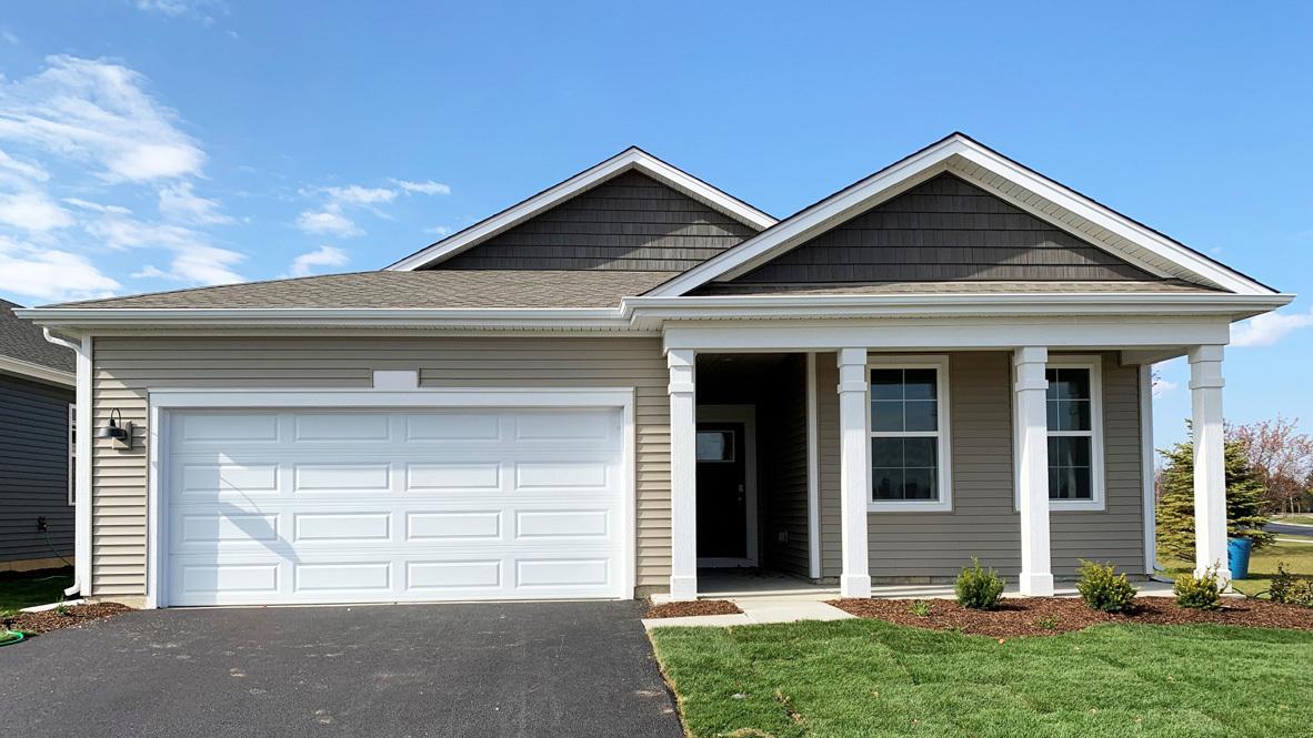 2572 Skye Dr., Pingree Grove, IL 60140