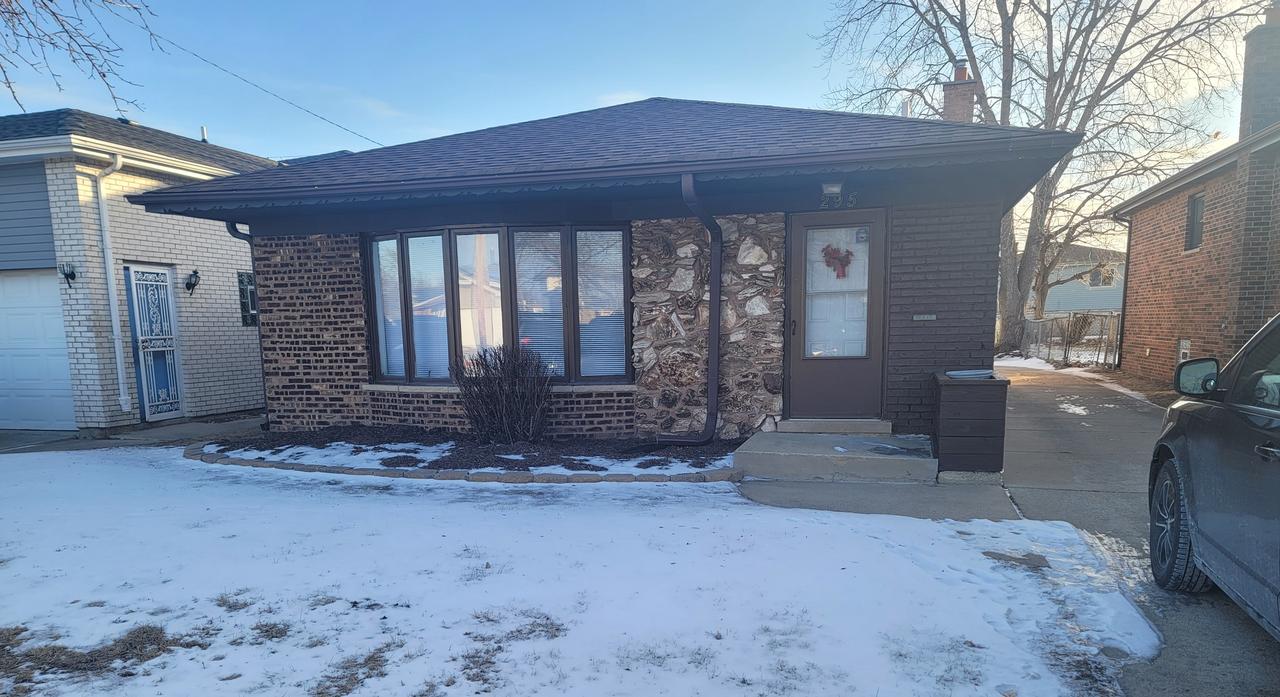 295 Saginaw Ave., Calumet City, IL 60409