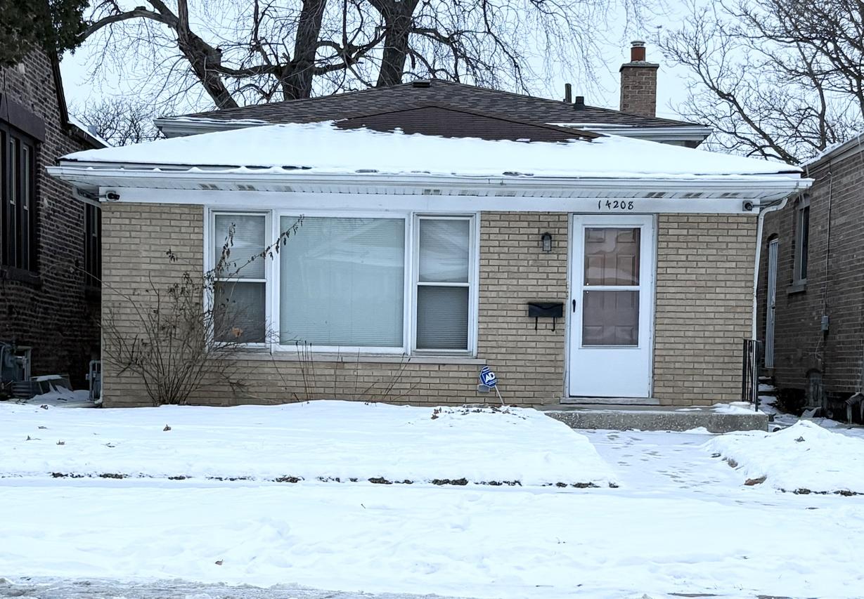 14208 S Lowe Ave., Riverdale, IL 60827