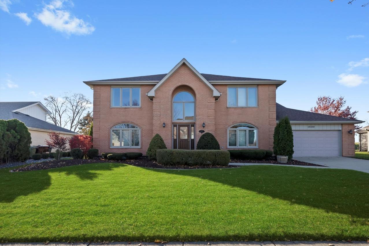 18100 Pheasant Lake Dr., Tinley Park, IL 60487