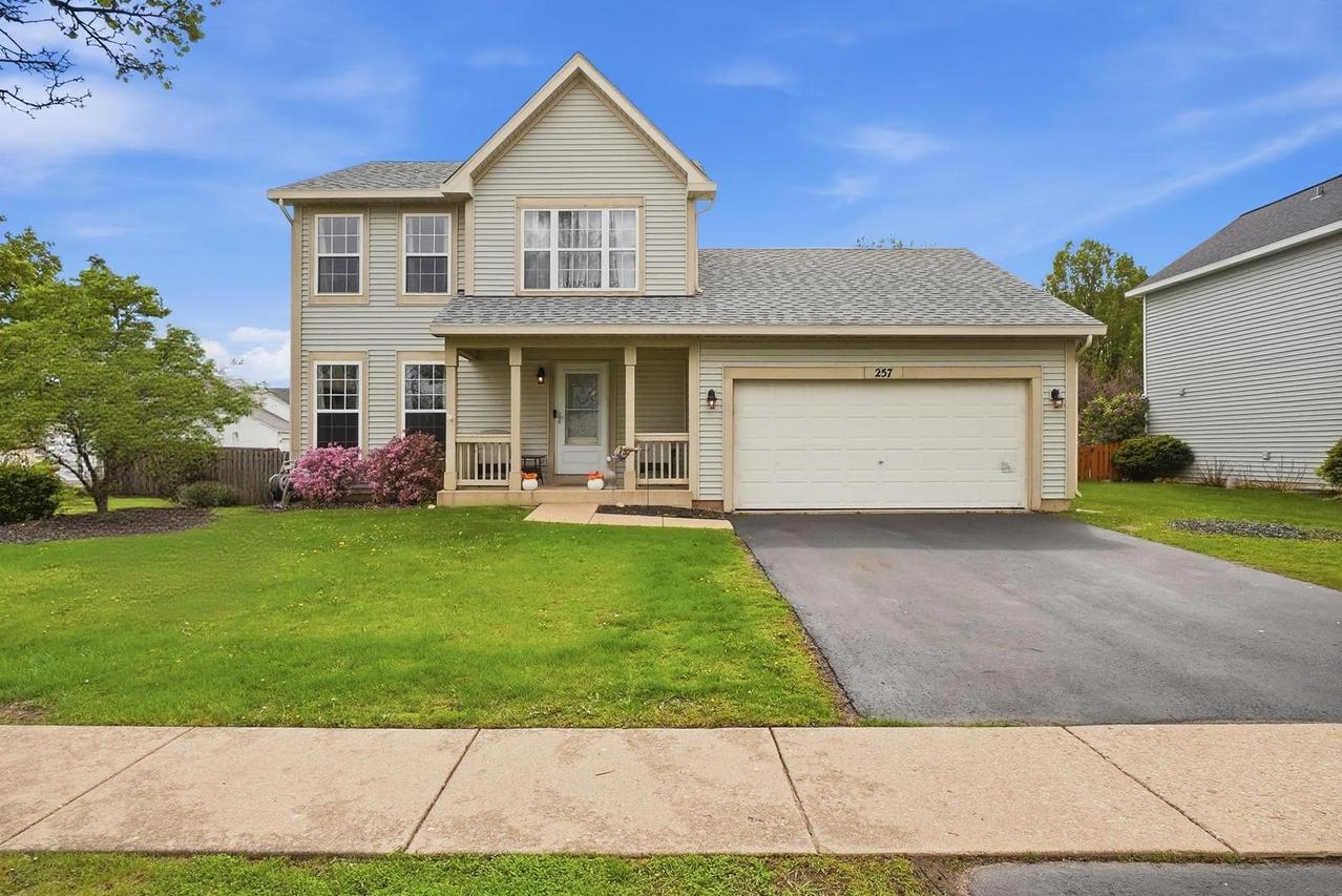 257 Trenton Dr., Romeoville, IL 60446