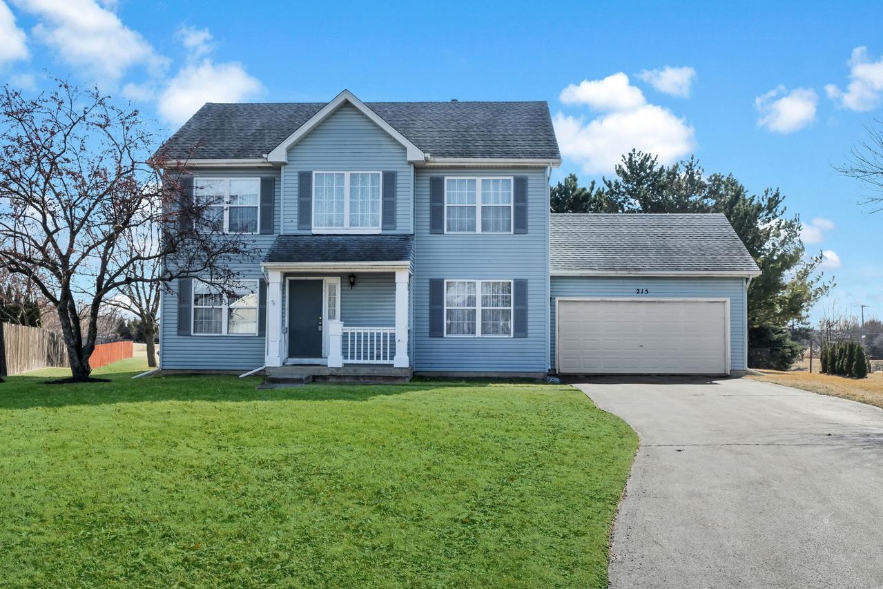 215 Alexandra Ct., North Aurora, IL 60542