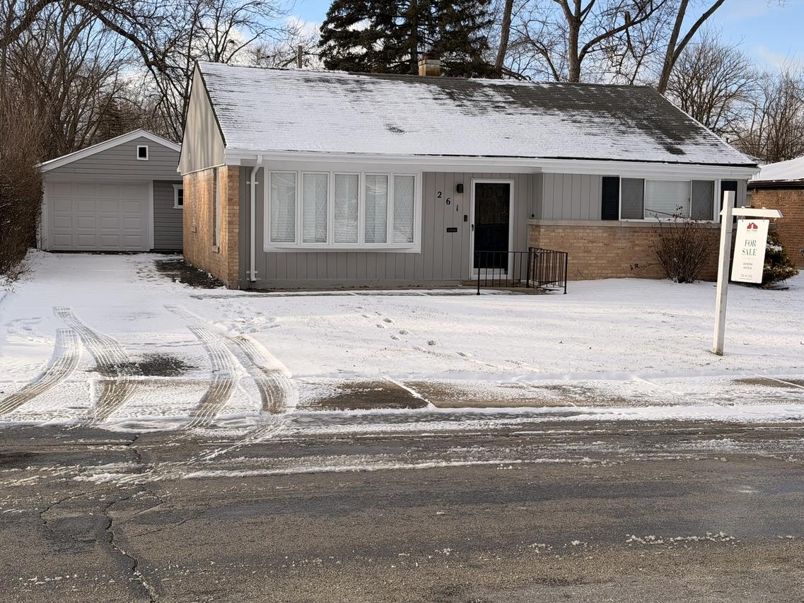 261 Minocqua St., Park Forest, IL 60466
