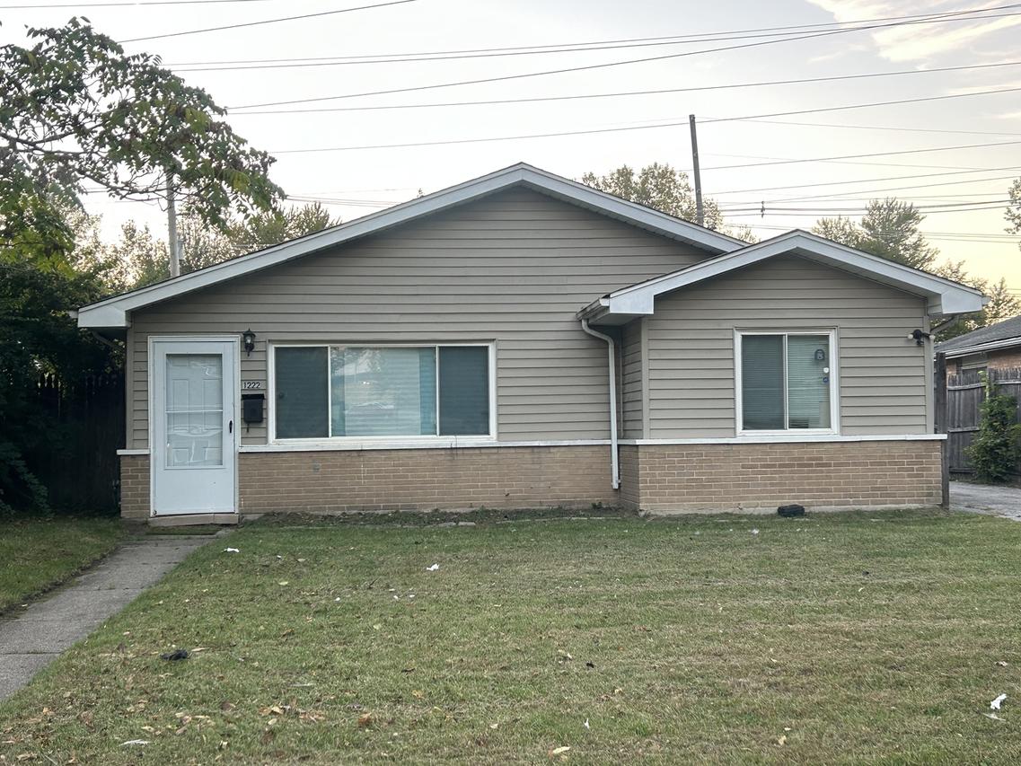 1222 Balmoral Ave., Calumet City, IL 60409