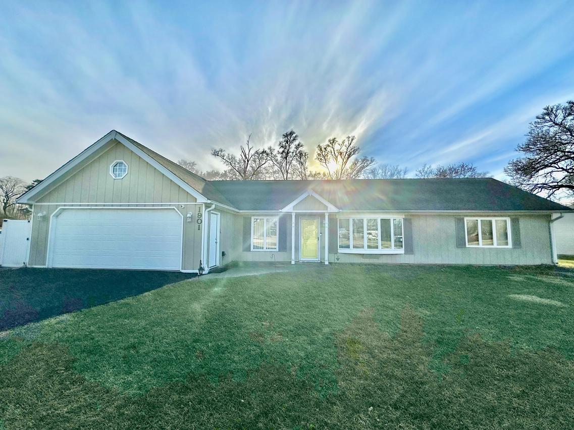 1901 W 56th St., La Grange Highlands, IL 60525