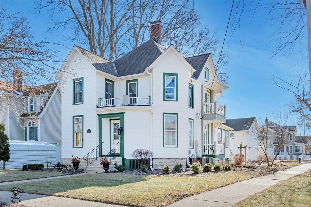 303 E Prospect Ave., Ottawa, IL 61350