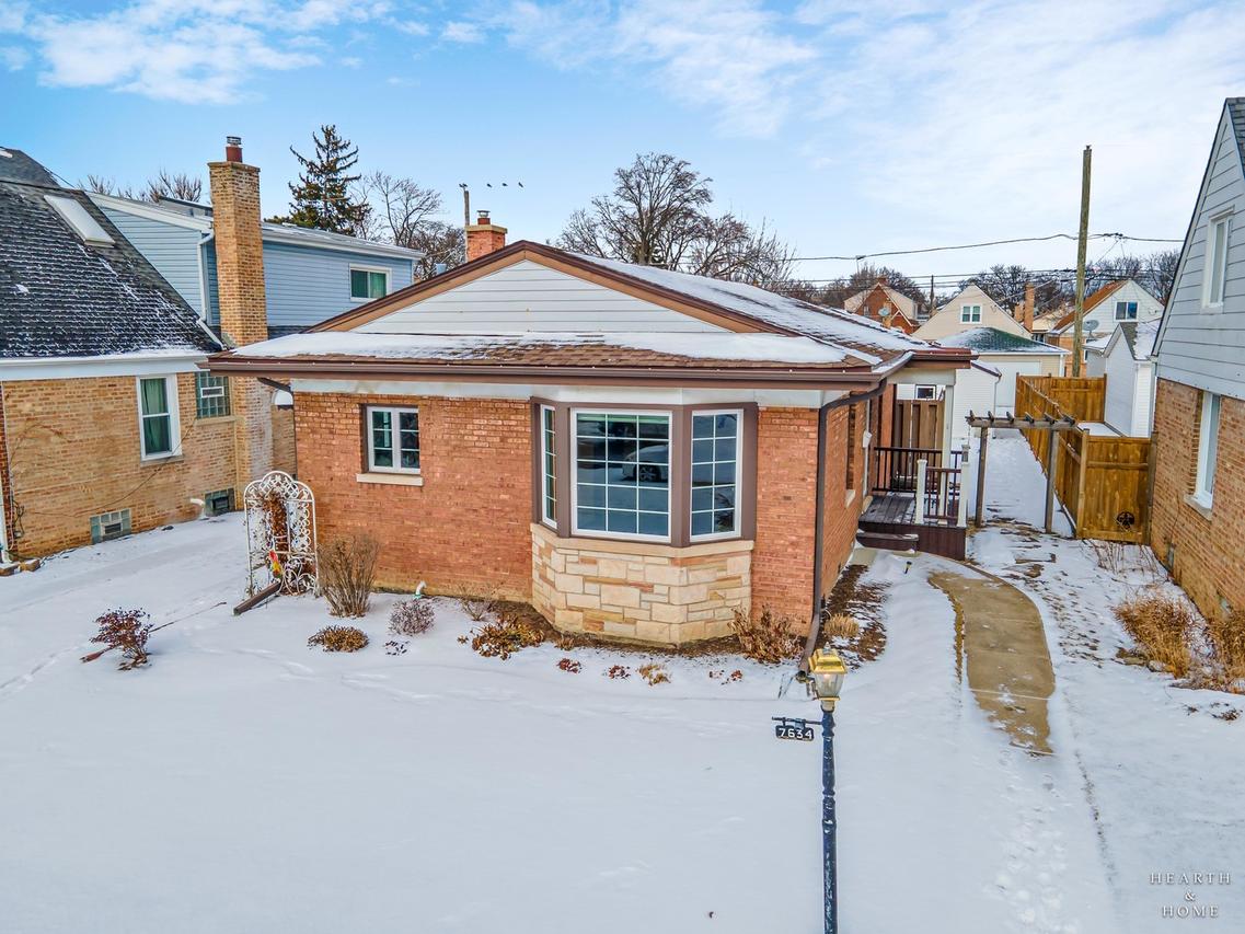 7634 W Palatine Ave., Chicago, IL 60631