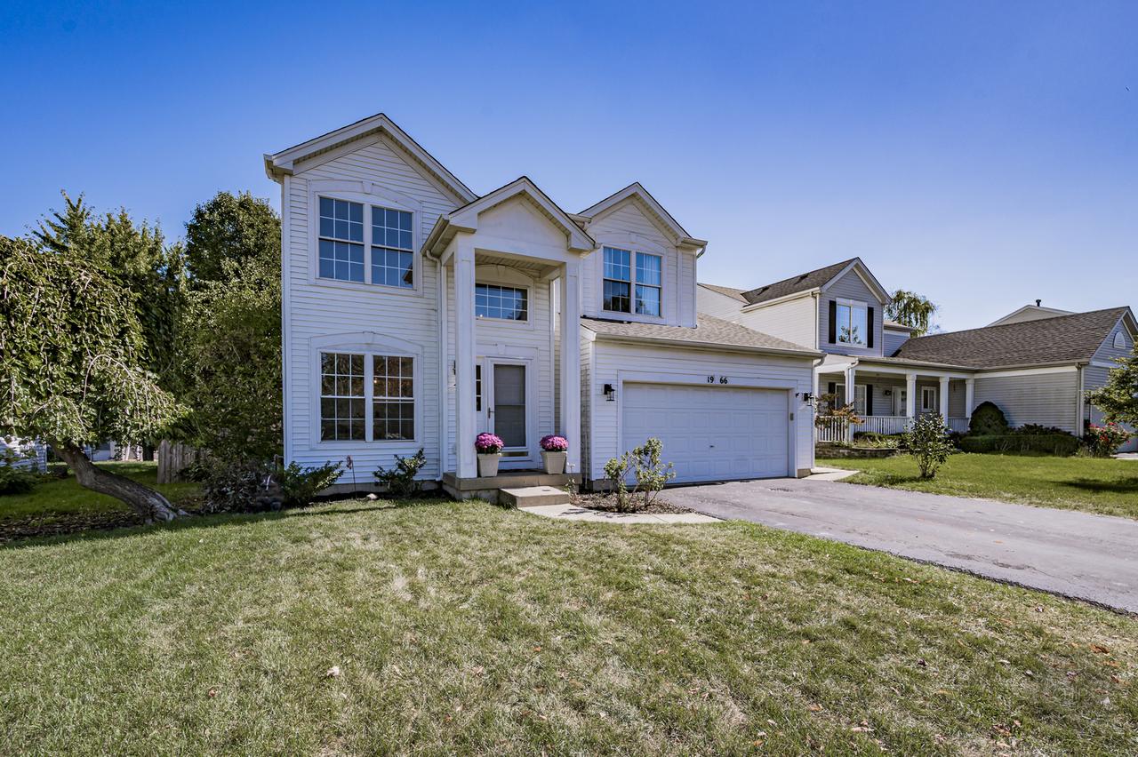 1966 Congrove Dr., Aurora, IL 60503