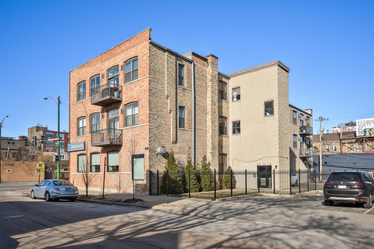 1560 W Wabansia Ave. #3D, Chicago, IL 60642