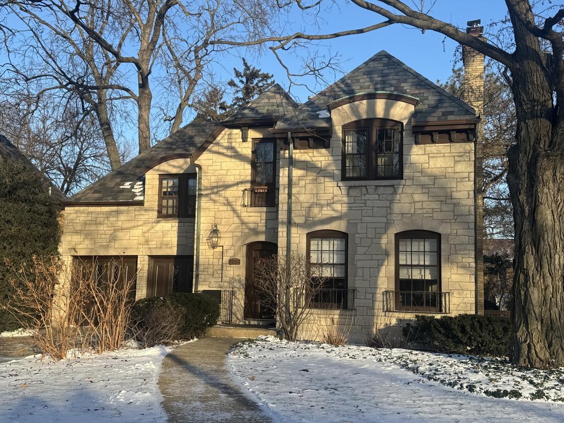 [Address Hidden by Seller], River Forest, IL 60305