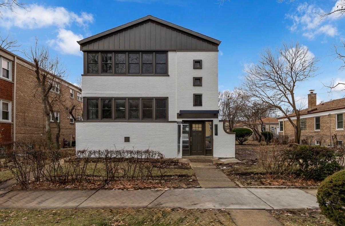6304 N Troy St., Chicago, IL 60659