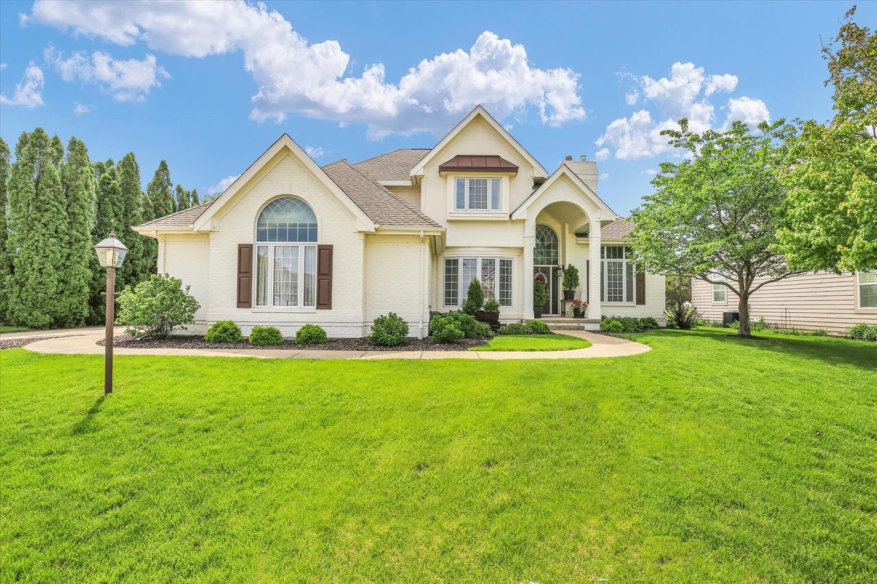 3005 E Stone Creek Blvd., Urbana, IL 61802