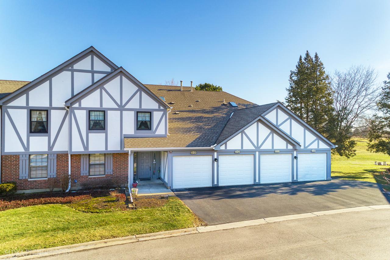 474 Elizabeth Dr. #17D, Wood Dale, IL 60191