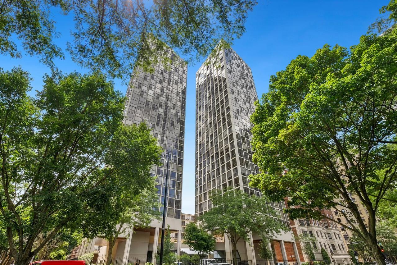 345 W Fullerton Pkwy. #1407, Chicago, IL 60614