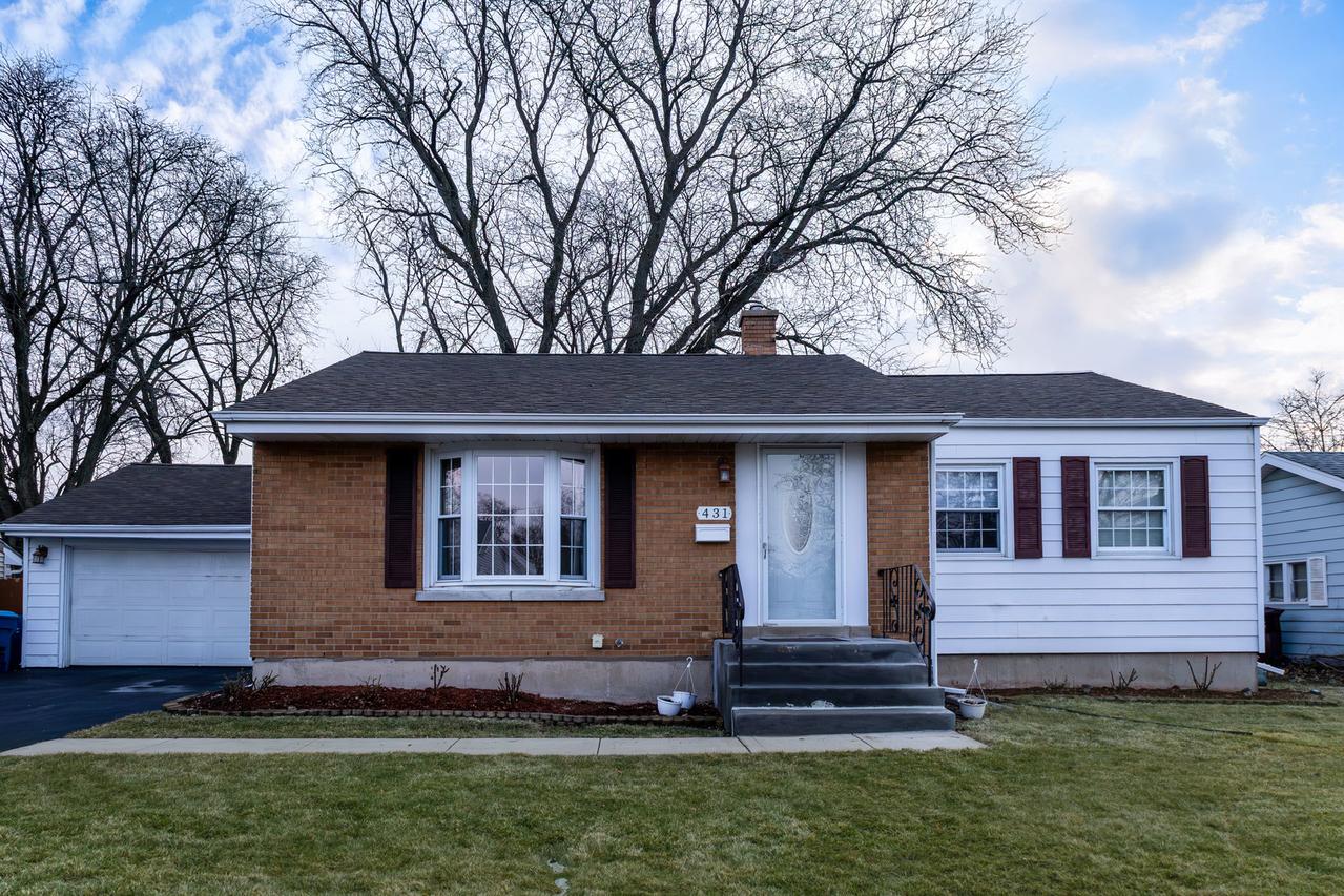 431 Longwood Dr., Chicago Heights, IL 60411