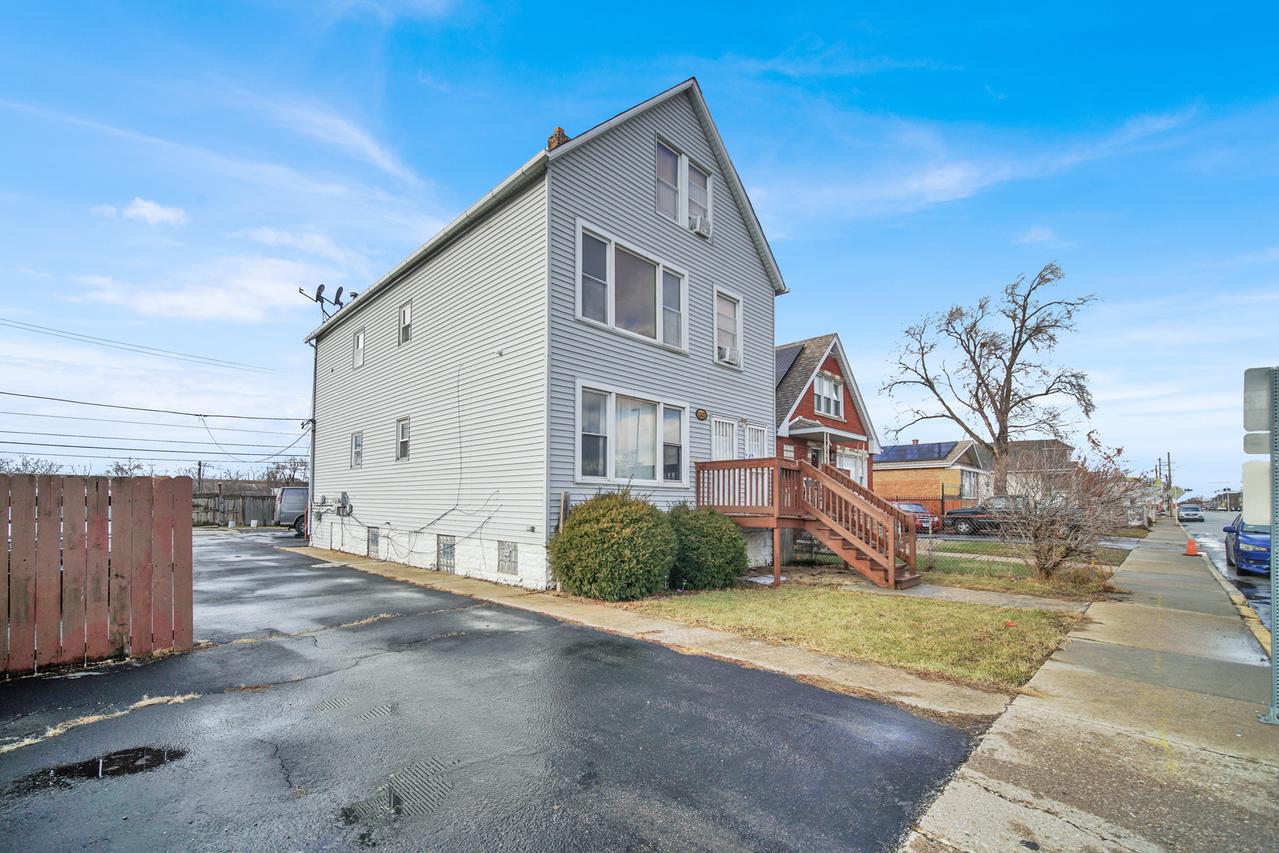 12432 S Ashland Ave., Calumet Park, IL 60827