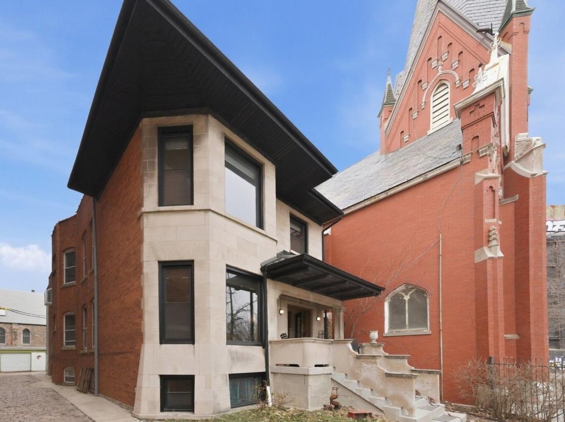 2606 N Kedzie Ave., Chicago, IL 60647